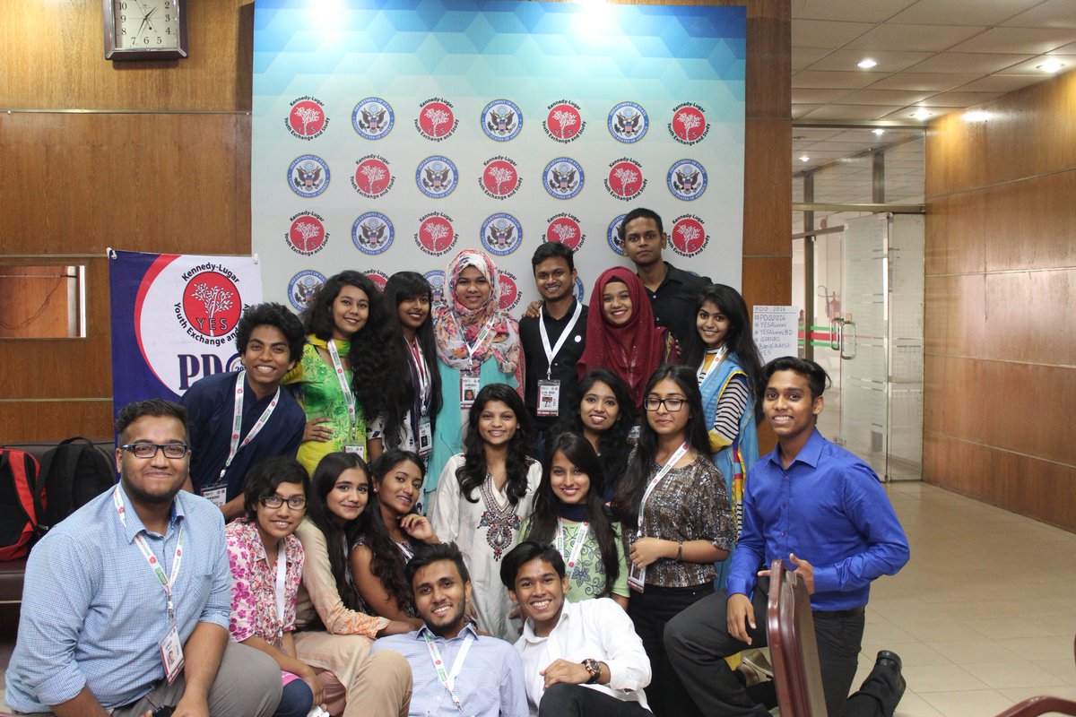 yesalumni_bd's tweet photo. Sameirah Ahsan from batch of 2006 comes back to contributes even after 10 years. Once a #YESer, always YESer!#PDO16 https://t.co/vdaC8uVcBn