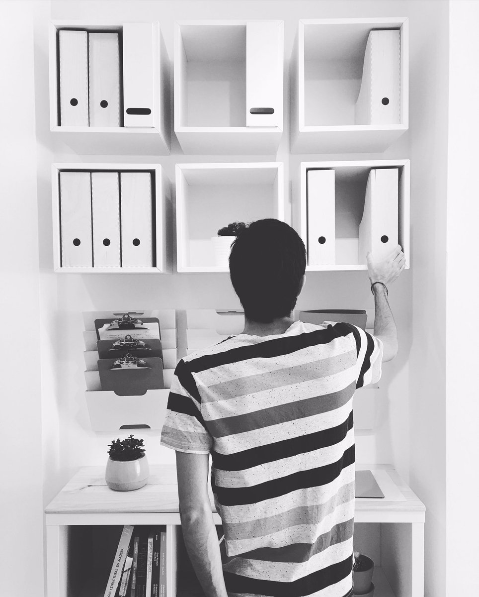 mapa_estudio's tweet photo. Friday✔️✔️✔️#friday#viernes#studio#workspace#office#oficina#diseño#design#architecture https://t.co/9k6Hrelfiv