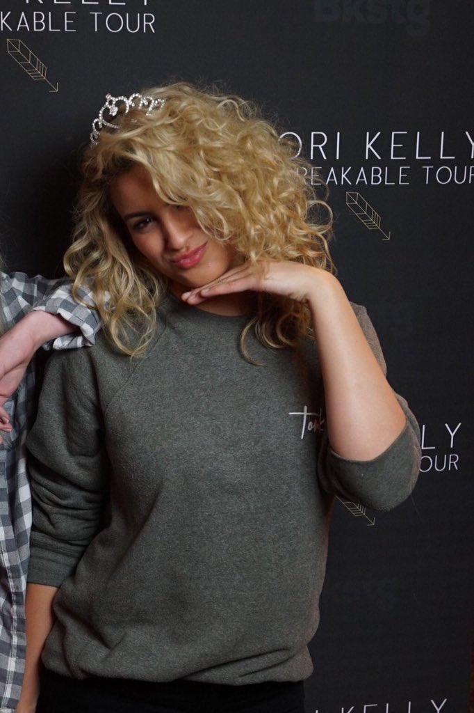 ToriKellyDKBPho's tweet photo. #OneUnbreakableYear #1YearOfUnbreakableSmiles @ToriKelly π https://t.co/YPgMOEtbiA