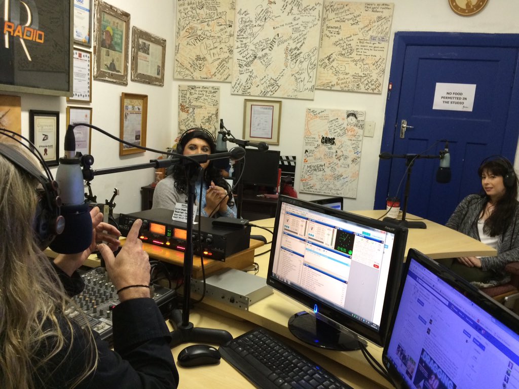 @ShenayOBrien and <a href="/GennaGalloway/">Genna Galloway</a> chatting about <a href="/Dragging30/">Dragging 30</a> on <a href="/zoneradioCpt/">Zone Radio</a>😀