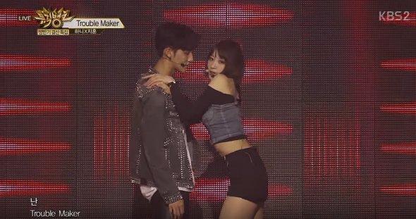 Sayhi_Korea's tweet photo. ♦ [Special Stage]  "ฮานิ" EXID และ "จีฮุน" KNK แสดงเพลง 'Troublemaker' บนเวที Music Bank  https://t.co/lHYbDkfKiM https://t.co/HfeTgdO4dP