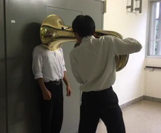 いやいやｗ壁ドンの使い方間違ってますけどーー（笑）