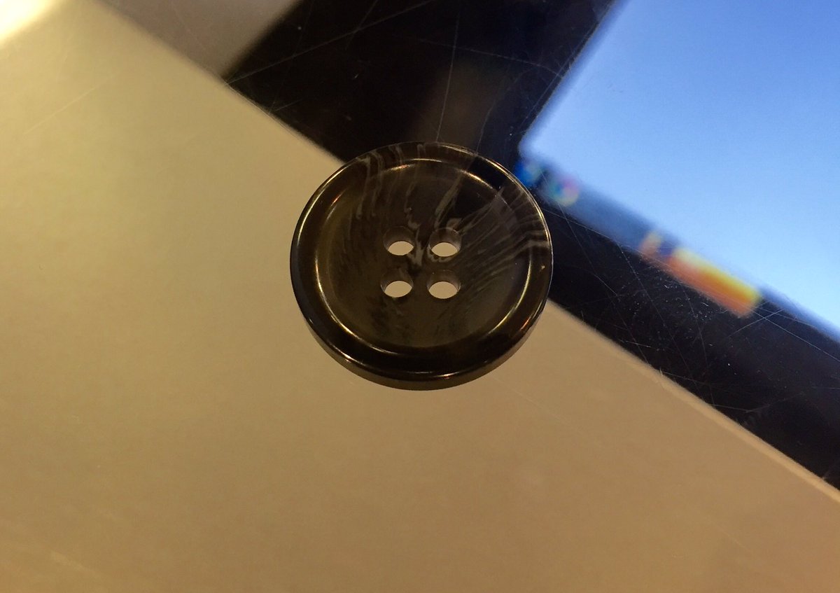 MarcMullins1's tweet image. HELP!!! Is there a sewing kit in the #newsroom? My button popped off my blazer. #amnewsers #anchorproblems