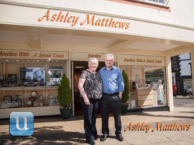 #upmywaylikes <a href="/AshMatthewsJwlr/">AshleyMatthewsJwlr</a> for a very warm #HexhamWelcome Reason 14 to #ComeSeeHexham ...family gems in #Hexham