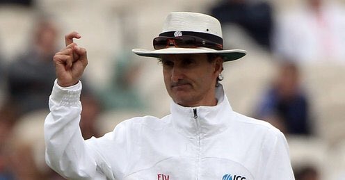 UScricketguy's tweet photo. STRIKEOUT! Brits yell an almighty HOWDYZATT!! Up goes the decision finger &amp; Europe sent back to the dug out! #Brexit https://t.co/lH86HibjFb