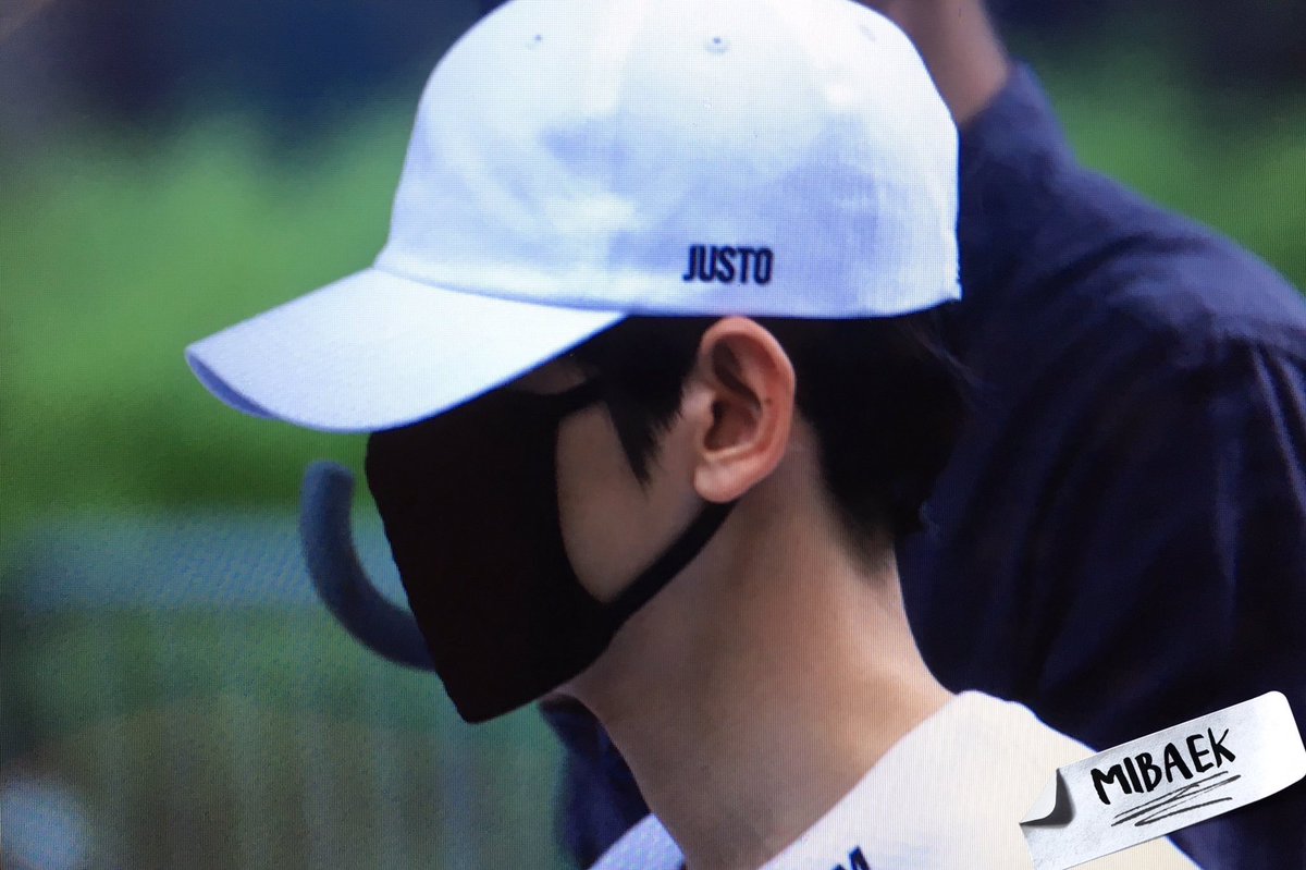hat that says no