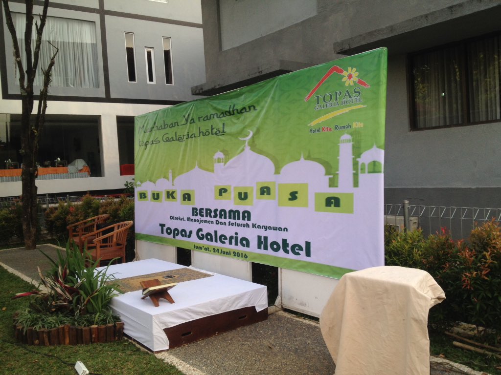 topashotel's tweet photo. #breakfasting https://t.co/UnwfdA3sNi