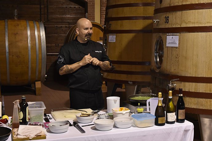 LorenzoVinci_'s tweet photo. Cantine Aperte 2016: alla scoperta dei #territori del #vino italiano! https://t.co/fBF0b63uVf https://t.co/1btgIIk5gn