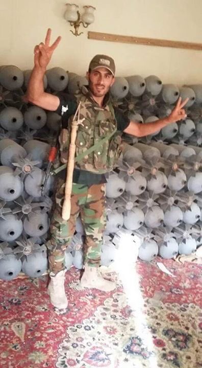 AhmedIraq79's tweet photo. صور العبوات الناسفة وقنابل الموت والتي تم العثور عليها في #الفلوجة بعد ان تركها الدواعش في مقراتهم!!! https://t.co/1j7v5Dl1Qn