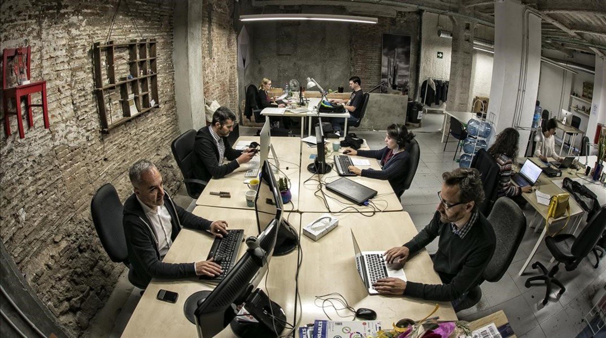 ZonaCoWorking's tweet photo. #Coworking, mucho más que una oficina https://t.co/dI47k7nHQo https://t.co/lnNgIUY3z7
