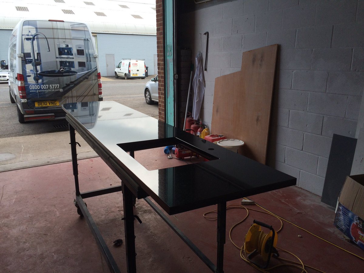 graniteworksltd's tweet photo. Granite perfection! #graniteworks #granite #worktops #howdens #kitchens https://t.co/mRtfrZg1Jh