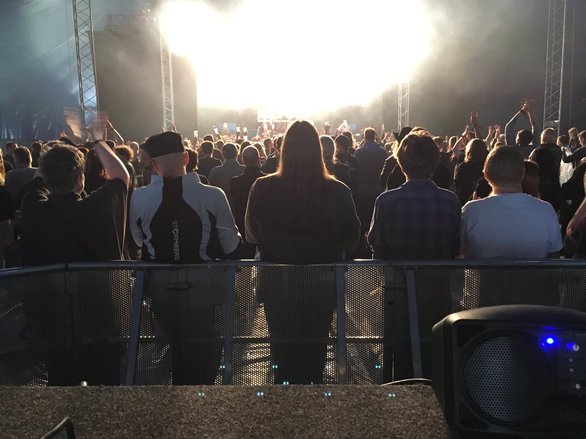 ToneDeafDK's tweet photo. Good times at Tons Of Rock! #Leprousofficial #foh #tonsofrock2016 #larcoustics https://t.co/TGjRab5DxI