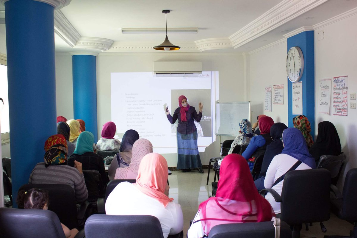 RihamSamirActv's tweet image. @Tony_Buzan 
Spreading a new learning culture in Egypt 
"Train your Brain " Program
#Mindmapping #Memory skills