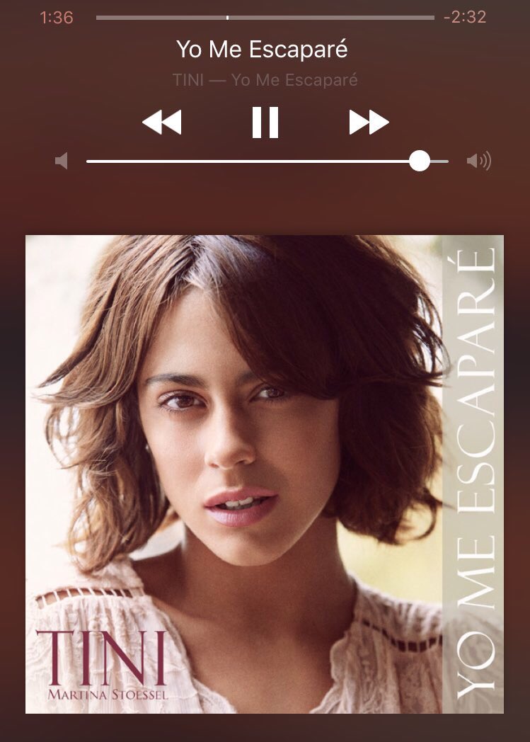 TiniStoessel's tweet photo. Les gustoooo????? #YoMeEscapareTINI https://t.co/Q7MIHNh4HY https://t.co/3WnaBiaOl6