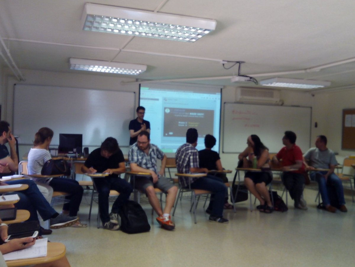romancarceller's tweet photo. Experiencias. Impartición de módulos de #FP en inglés #aplicaciones #web de #SMR #SMX #InformaTICaCs #informaTICamp https://t.co/2WwiusCr4G