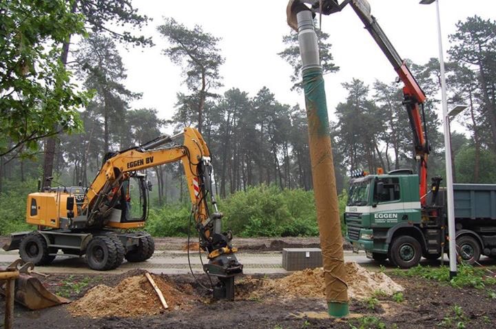 vflow_vdk's tweet photo. Plaatsing #v-flow @stadgenk  in opdracht van @ColasBelgium #verticaleinfiltratie https://t.co/SGug7frk4P