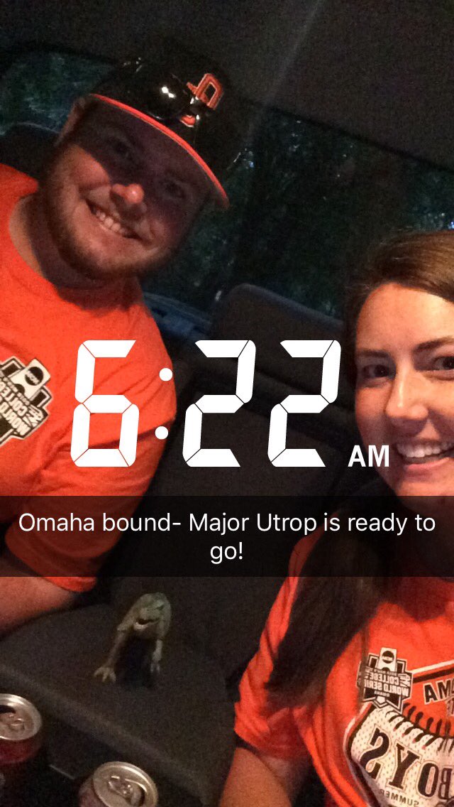 MissMajorLMS's tweet photo. Coming atcha @OSUBaseball!!! #omaha #gopokes #utrop https://t.co/EtzUBV6iSf