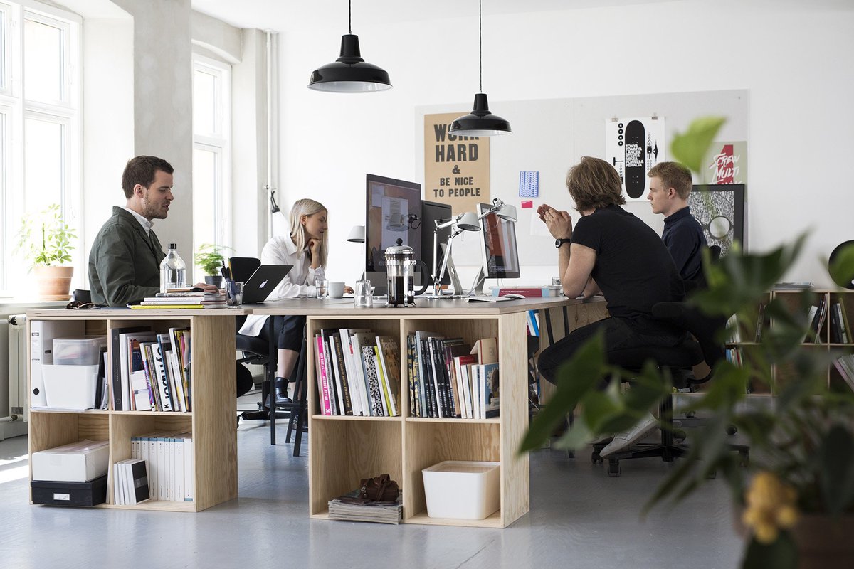 dahyernst's tweet image. British designer? Want to stay in the EU? Move to Copenhagen and work for @Double_Projects: doubleprojects.com/digital-design…