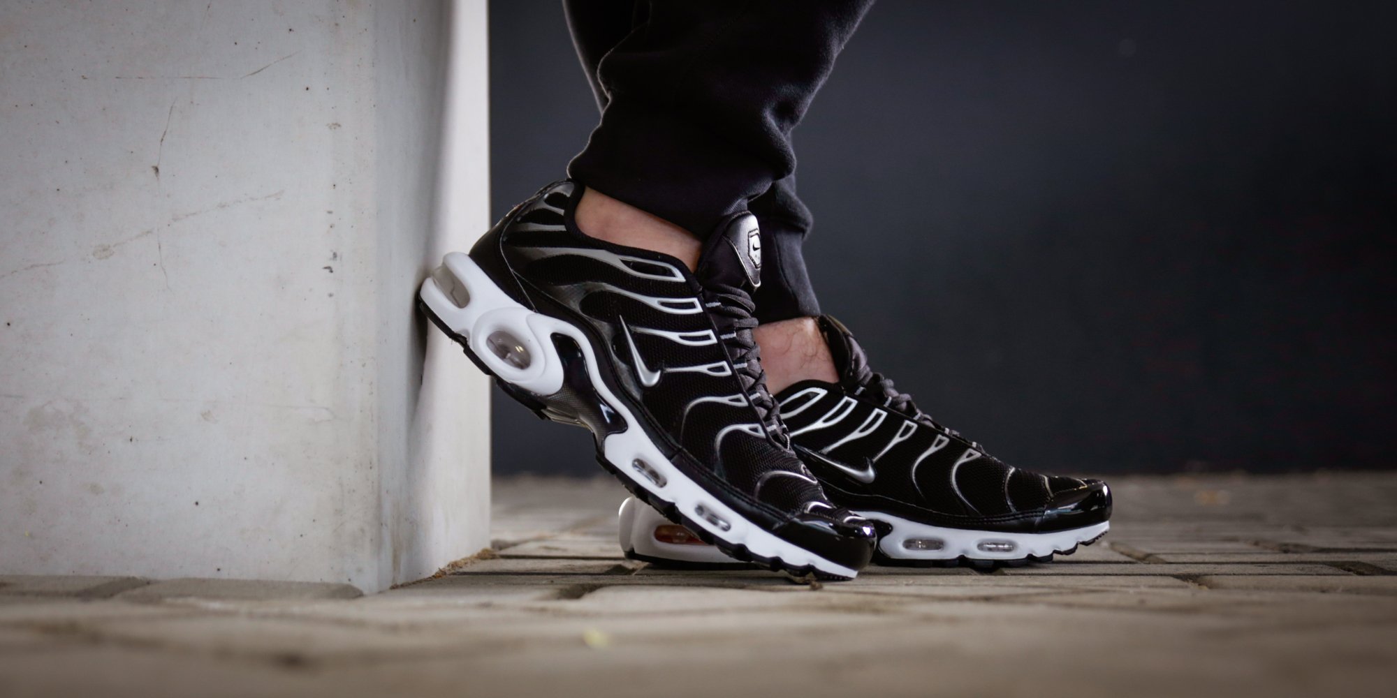 nike tn1 foot locker exclusive