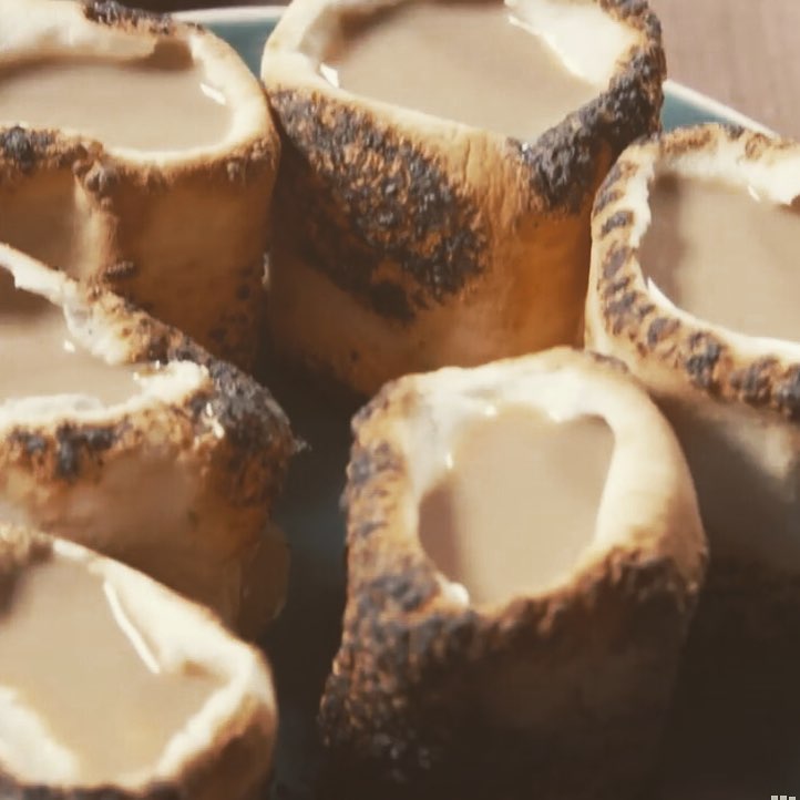 jorosparties's tweet photo. toasted. marshmallow.shots. turning up july 4 festivities #bbq  #eventmenus #offpremisecatering #poolparties #tgif https://t.co/Vd8sE0Vkry