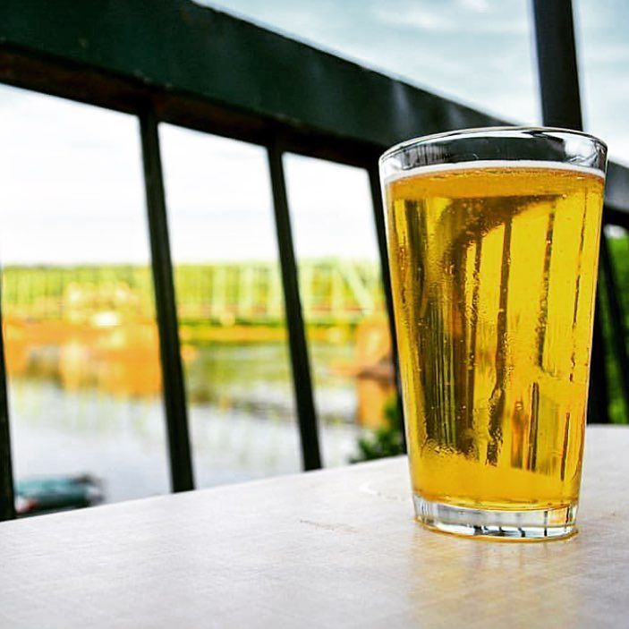 flyingfishbrew's tweet photo. Are you doing summer right with #flyingfish? 📷 @ctylbeerblog #jerseyfreshale #LocalSuds #F… https://t.co/O0knWwgQTX https://t.co/Xxu7FN1Ly0
