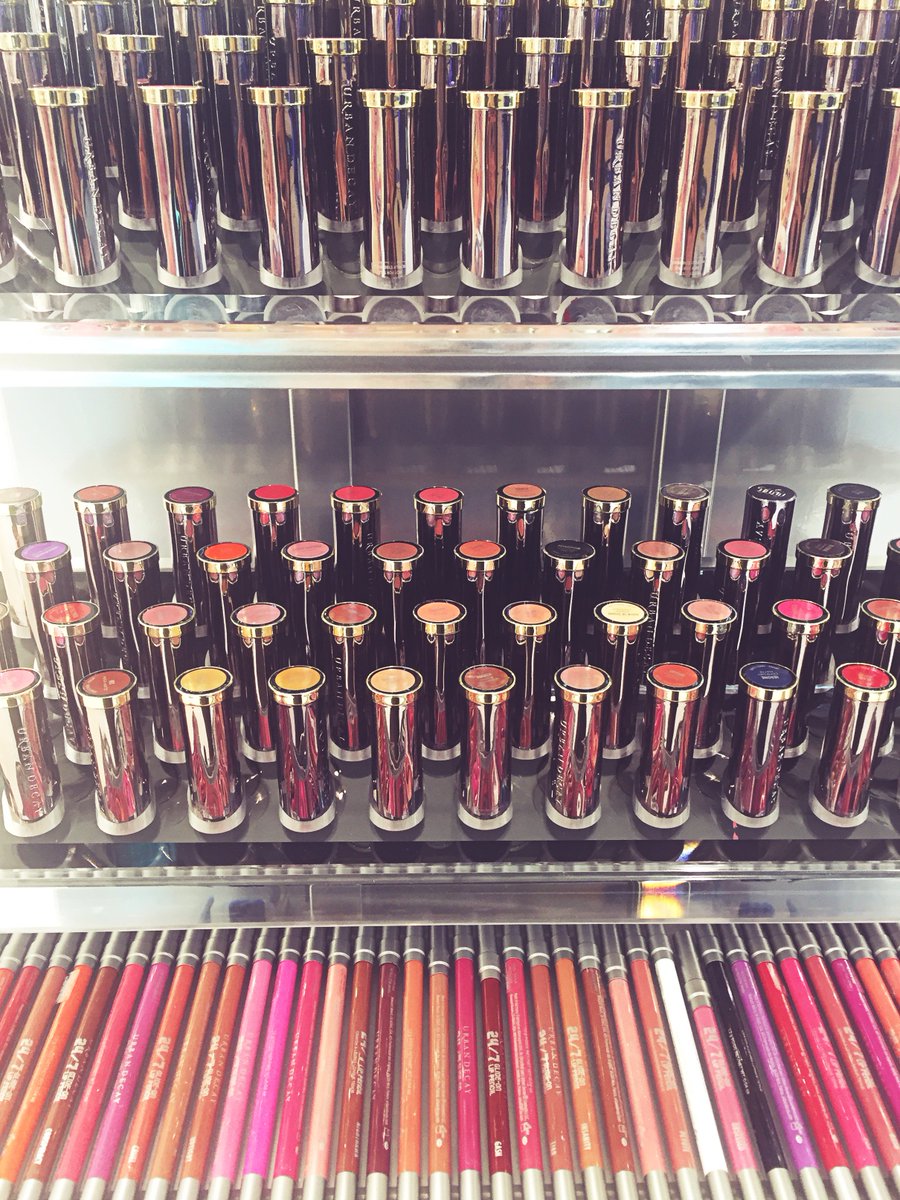 I went to <a href="/UrbanDecay/">Urban Decay</a> in #DebenhamsCardiff to try the Vice Lipsticks and Liners wanderlustdaydreaming.co.uk/2016/06/urban-… #bbloggers