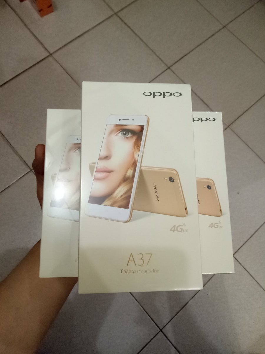 3skom's tweet photo. Ready New Oppo A37 aka Neo 9 @3SKom  @PKUinfo @Pekanbaruco  bisa kredit lho https://t.co/pQ1eLj4ZPH