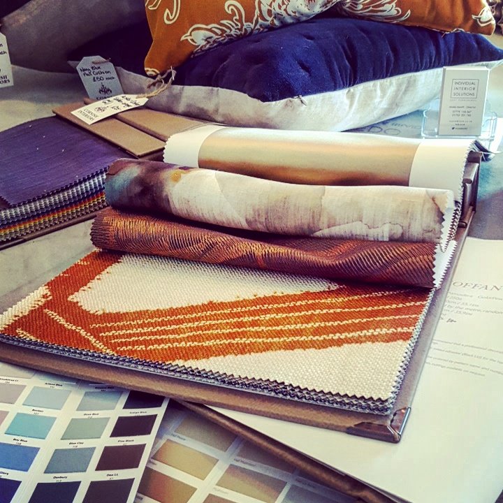 indintsol's tweet photo. Love the new @ZoffanyFW books that have arrived. Orange &amp; navy colour theme of the day. #interiors #fabric #YardLife https://t.co/EEXC1wPf6b