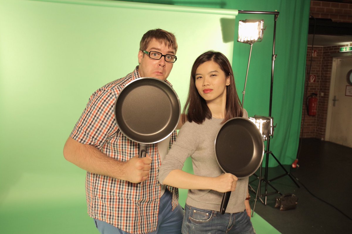 nyonyacooking's tweet photo. With my Vietnamese friend, Dang Dang @SceneTakeDan ๐๐๐ #crazypeople #asianized #YTNextUp @YouTubeSpaceBer https://t.co/yZbA9WuHTz