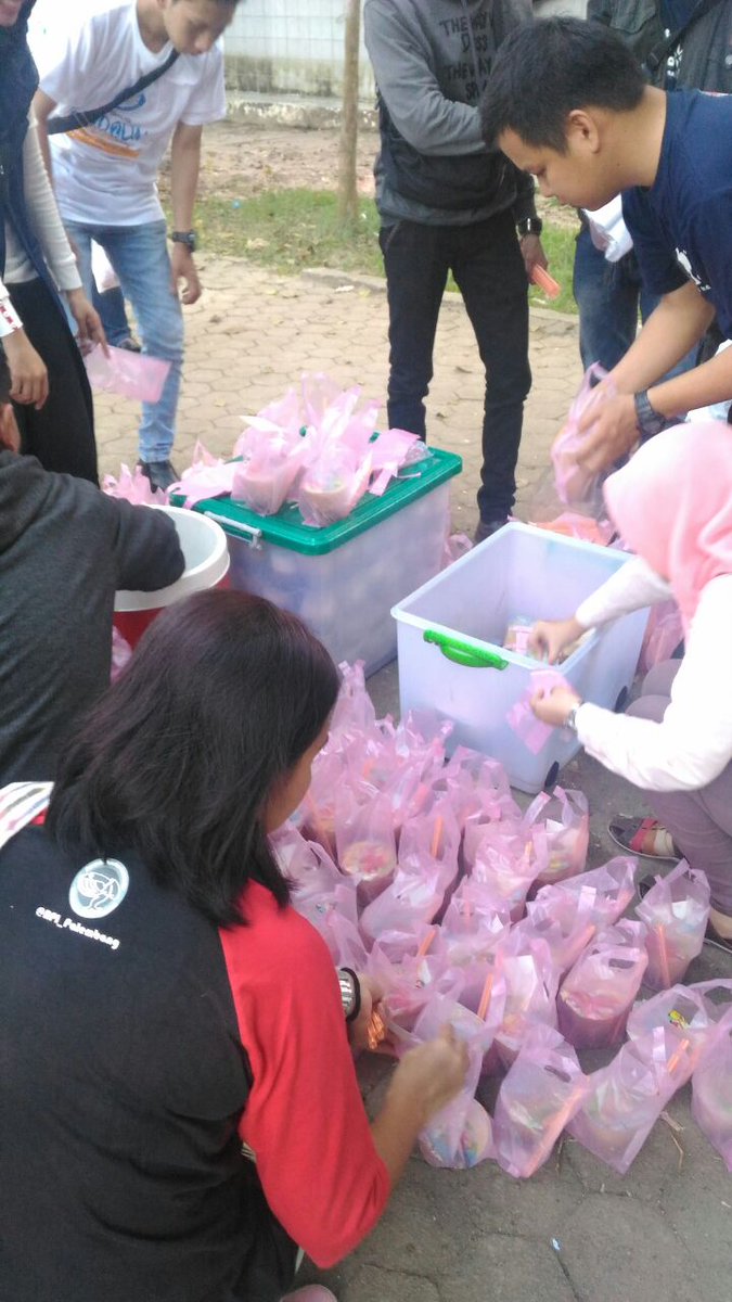 AboutPalembang's tweet photo. Suasana #KASKUSCendolin @KaskusRegPlg di BKB sore tadi #RegPalembang | pic by @miera_niezz https://t.co/tbHiutJ6UH