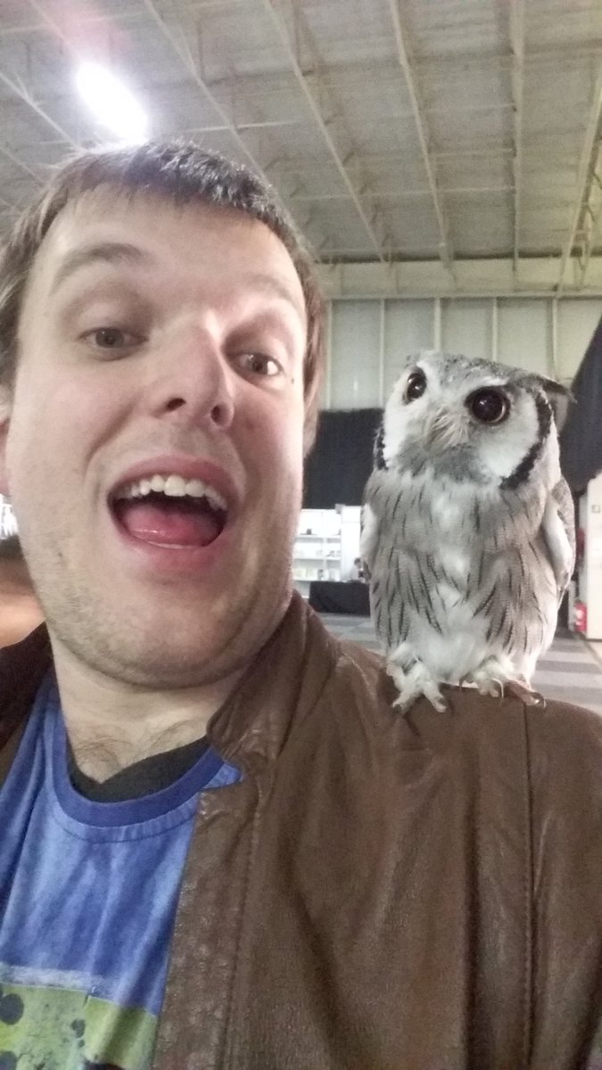 ChompChannel's tweet photo. Having an owl tastic day at #icon2016 #owlsareawesomw https://t.co/QBWHZ75FZQ
