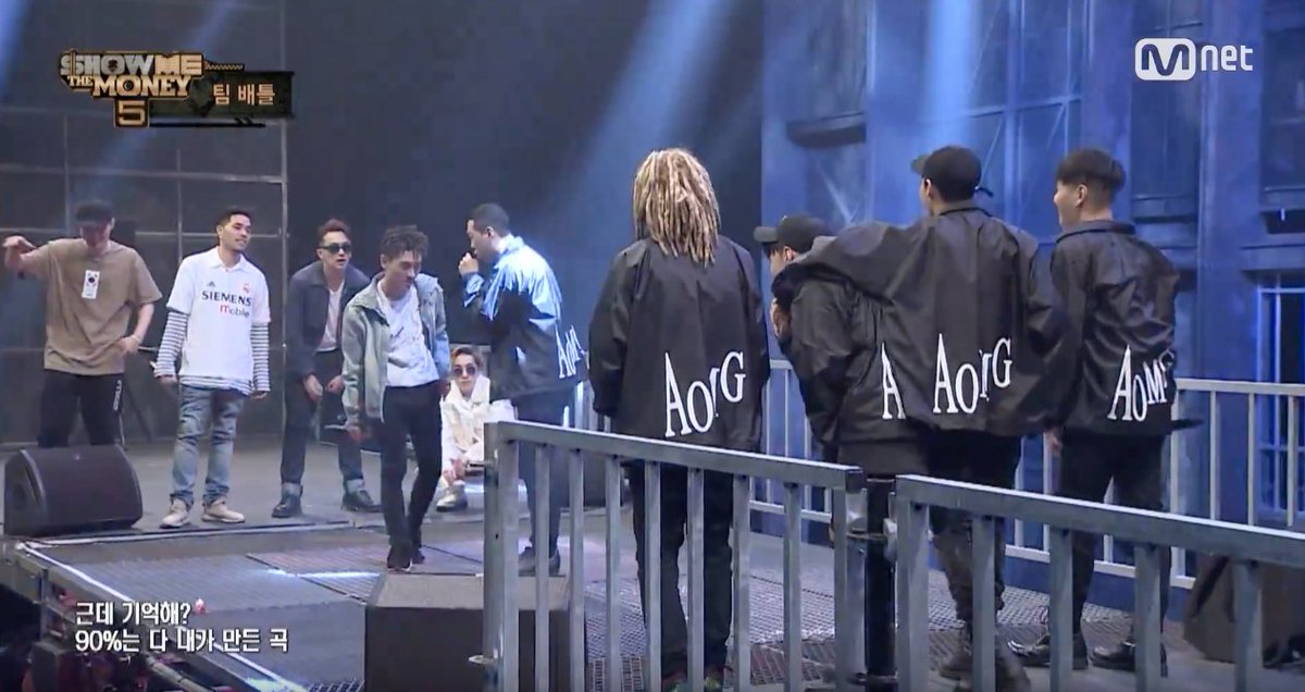 WISXXi's tweet photo. วอน เกิด 1994
เกรย์ 1986
ซัมดี 1984

แต่ดูวอนกอดคอ เหมือนพี่ใหญ่เลย 😄
#SMTM5 https://t.co/DGEZtWwH1H