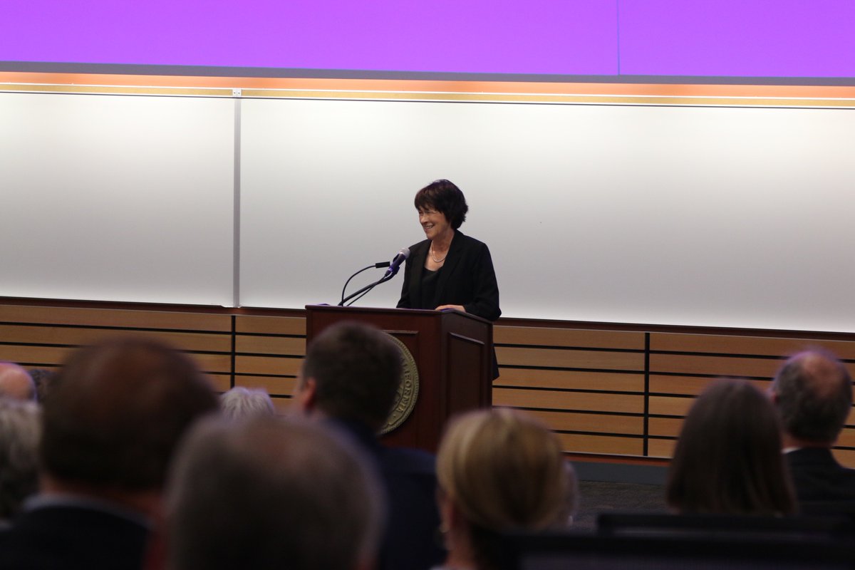 UCMChancellor3's tweet image. Cheers to our newest building, COB2. A splendid event with our biggest campus supporters! bit.ly/UCMCOB2