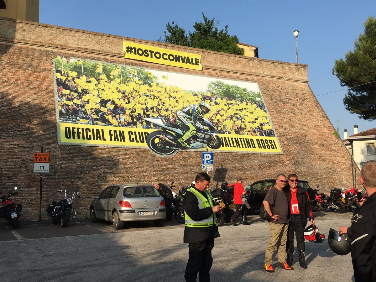 iGuzzini's tweet photo. We could not miss a so important stop-over! Forza Vale! #iostoconvale #LightFirstCommunity https://t.co/fr5xN2DpKM