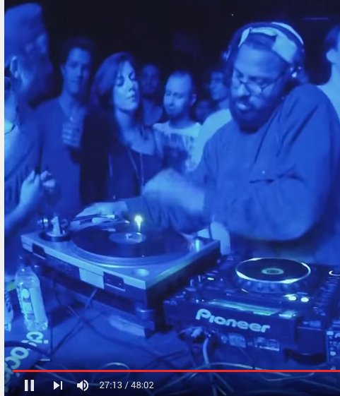 chinglimbs's tweet image. @low_jack_mob What is the track at 27mins??! Boiler Room Paris...