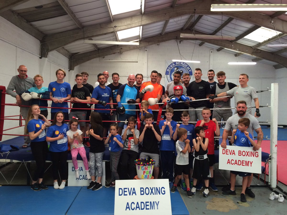 PaulGoodhall's tweet photo. All here to support a great cause @Erin_Cr055 @eri charity https://t.co/2k8DA0lXr1