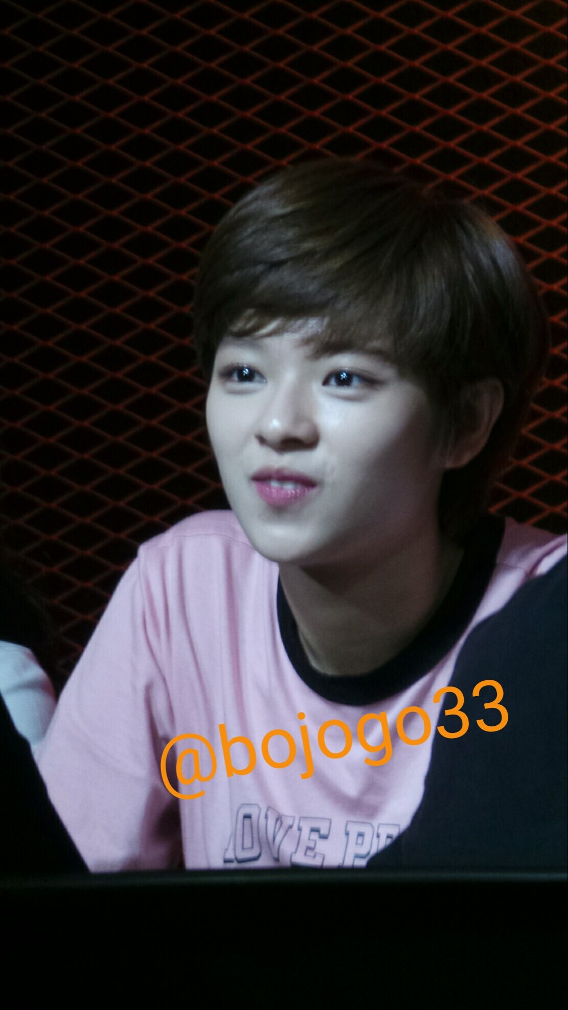 Clu6BeUUYAA_JMy.jpg:large