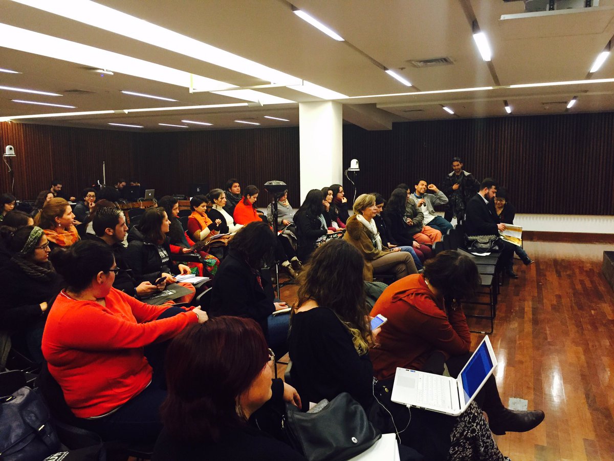 centroGAM's tweet photo. "Lo vemos extremo porque no convivimos. Eso hay que romper", dice Raúl de la Morena sobre @yes_wefuck #Incluye2016 https://t.co/DqZVf5iPSi