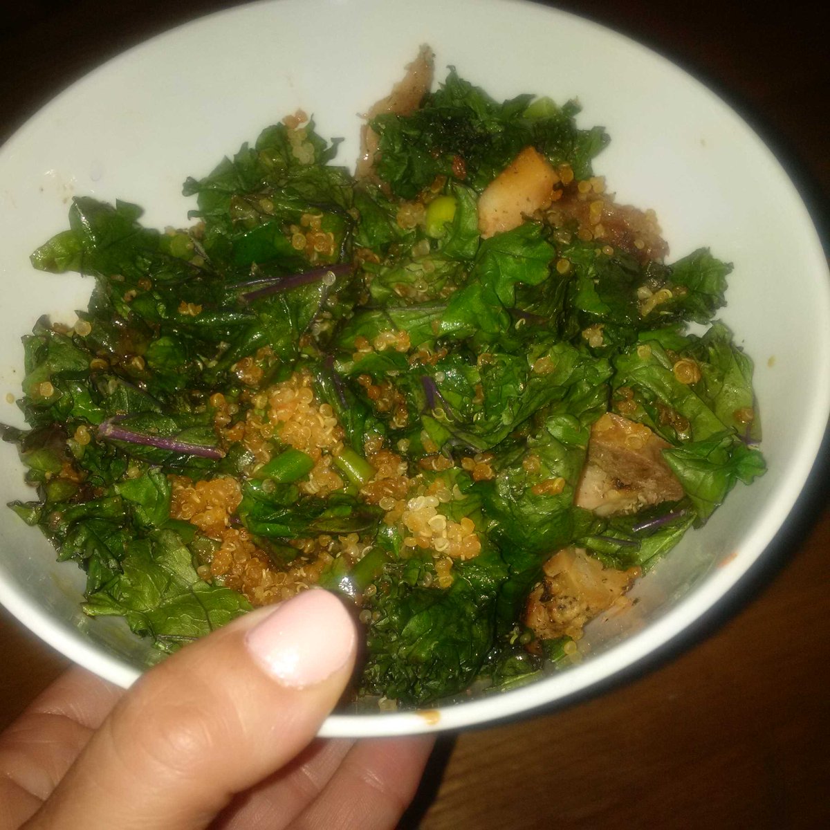 drjennadavis's tweet photo. Organic #redkale #frenchgarlic #quinoa &amp; #chicken for lunch! Thanks @PlanBfarms! #summeryum #healthyfuel #chirofuel https://t.co/s0w58kn0JF