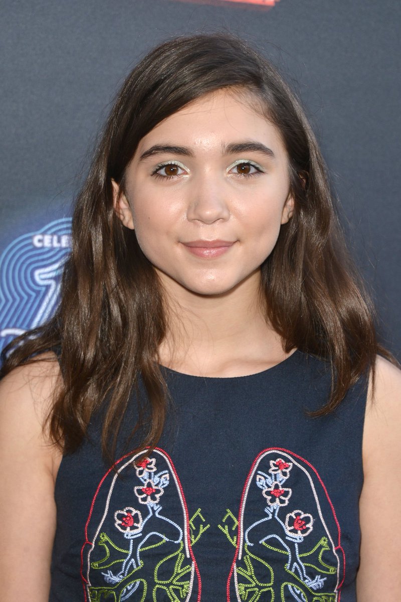 RowBlanchardSP's tweet photo. #EVENTOS: 100th DCOM "Adventures in Babysitting" Premiere, LA ~ 23.06.2016 @rowblanchard https://t.co/sB9VPzU6nZ