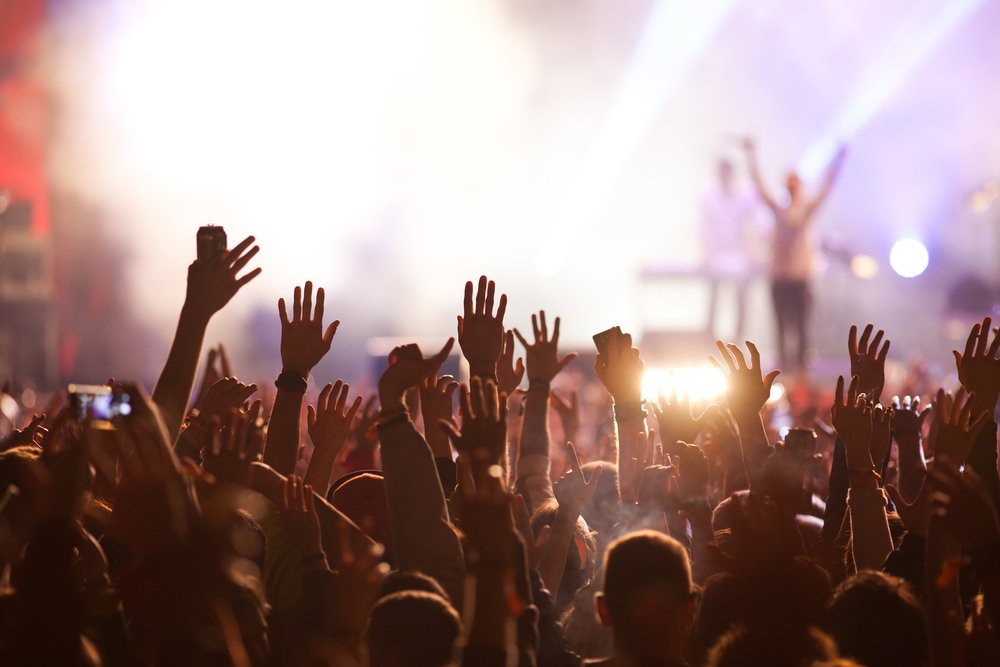 JiffyLubeON's tweet photo. It's Summer! Enter For a Chance to Win a VIP Concert Experience #ConcertCraze https://t.co/MlKbudUYWd https://t.co/nYDI2FZv3b