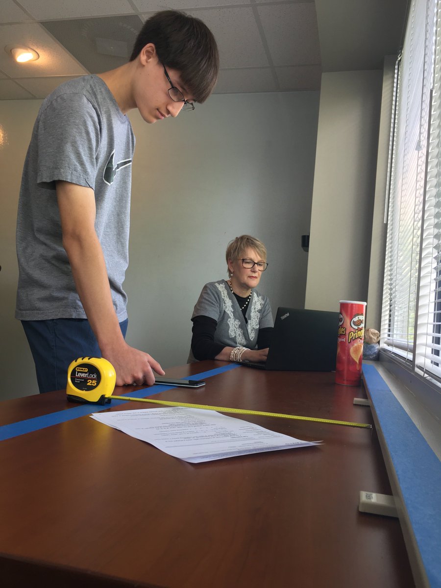 everestcrm's tweet photo. Our team performing tests of physical proximity sensors  @ZebraProducts @iBeaconOfficial  @xamarinhq @pringles ? https://t.co/pnuK5FNNpQ