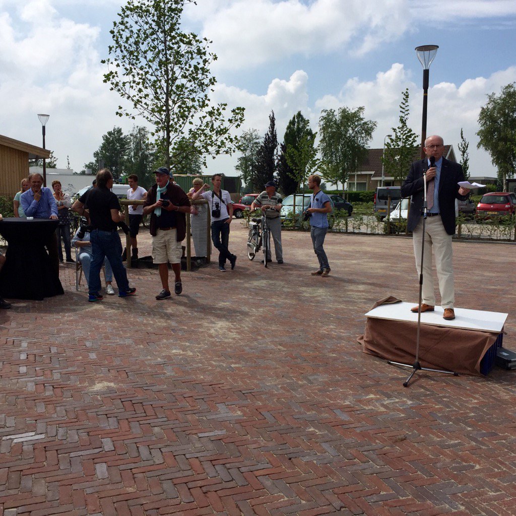 No by ôfrûning masterplan Earnewâld. It is prachtich wurden. Weth. Schippers is optein!