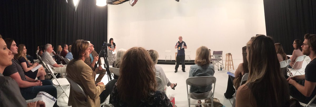 davidditmore's tweet photo. ACTOR-COM 2016 begins!
If you aren't here- come join us!
#stagepost #acting #actors https://t.co/IZInIc0woy