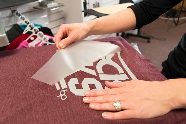 printforums's tweet image. What’s The Difference Between Vinyl and Film? goo.gl/KE3Pvi