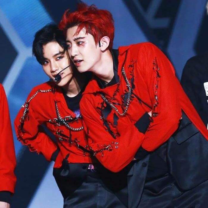 PCY_Chanyeool's tweet image. Omo!😄😍😍Bat may ganto? Anyareee? Hahaha. Chanbaek feels.😍😍