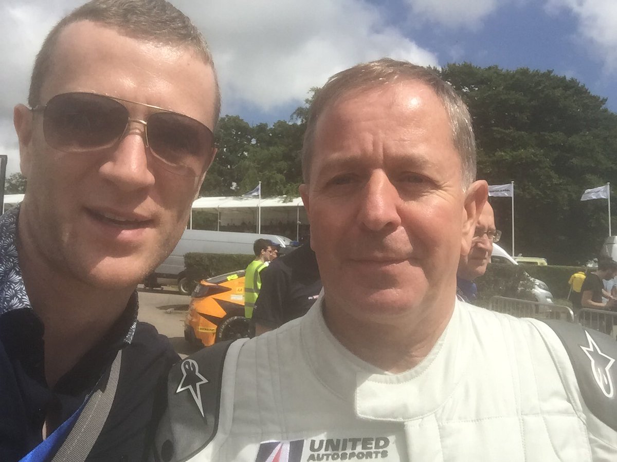 exist1980's tweet image. Even tho @MBrundleF1 was in a rush he still had time for a selfie at @fosgoodwood #legend #favf1pundit
