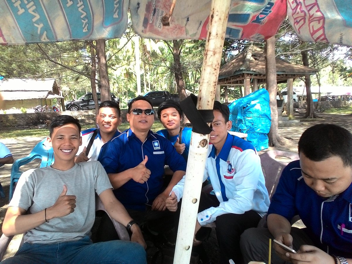 DpwPANBkl's tweet photo. #Kaderbackpaker di Bumi Raflesia @AmanatIndo @DPP_BMPAN @panlovers19 @Official_PAN https://t.co/EguJzkCZye