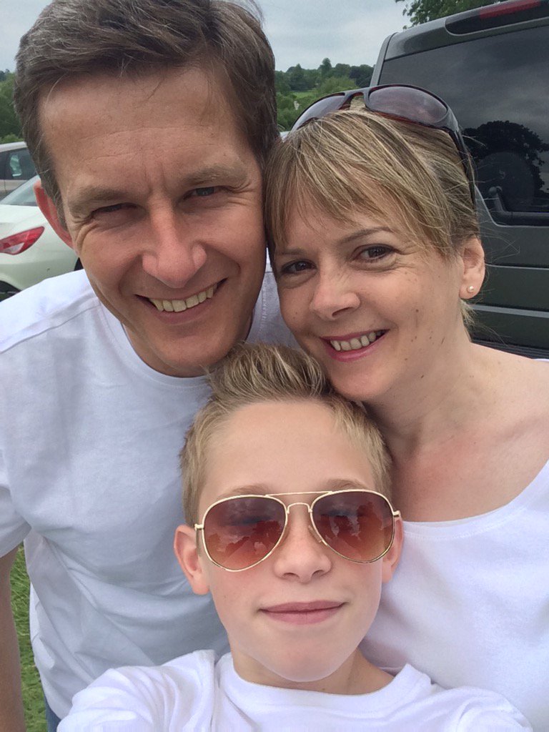 tracey4222's tweet photo. The two special men in my life @JanTregelles #LDWeek16 #friendsandrelations https://t.co/e2dLKsAqPp