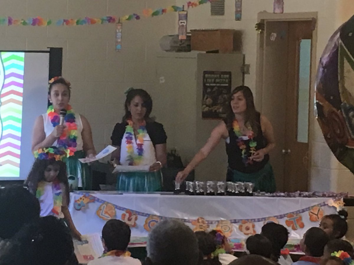 EMHCSchool's tweet photo. Celebrating our 2nd graders today!Very proud of their accomplishments! https://t.co/VrE6oUrQGl